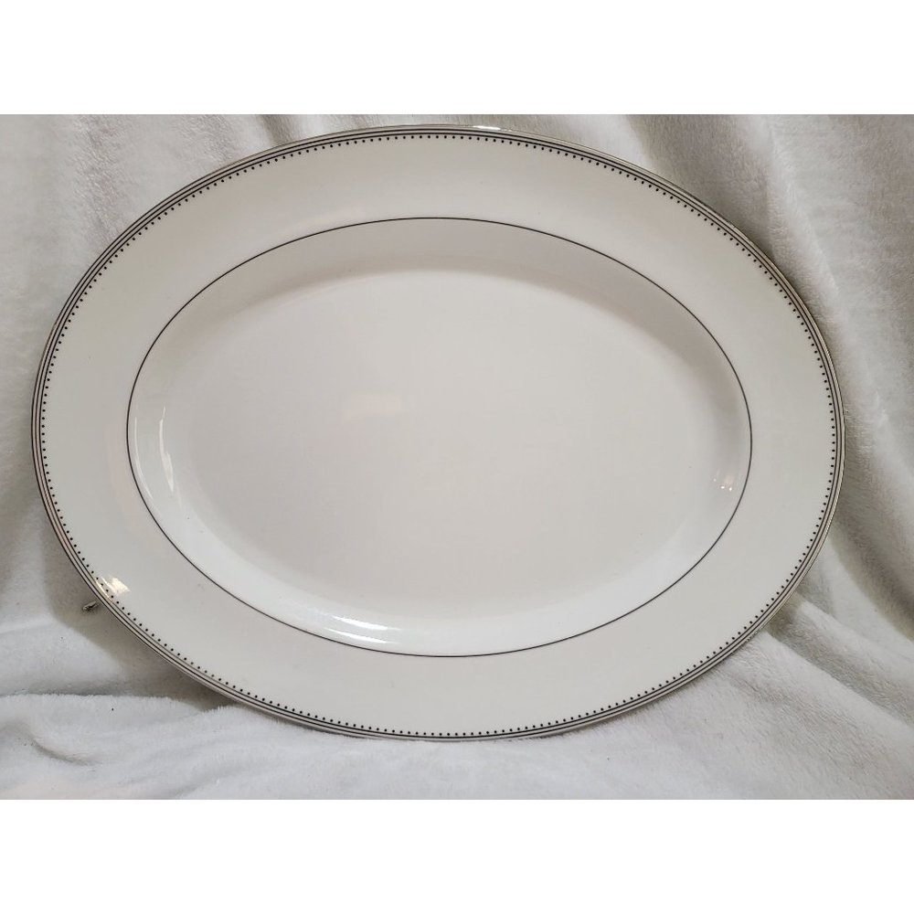 Vera Wang Wedgwood Grosgrain 15" Oval Serving Platter